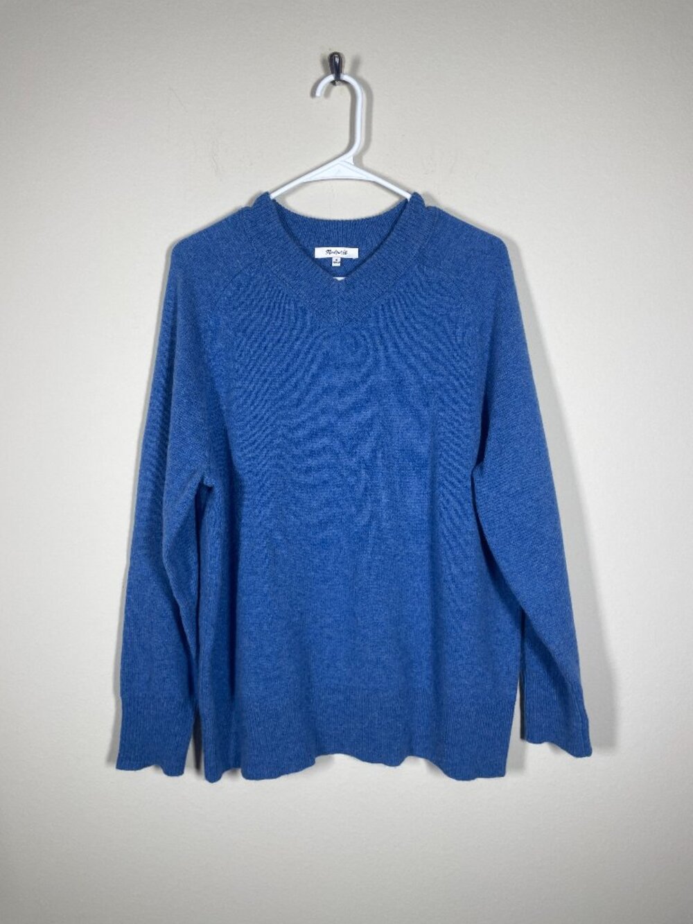 Madewell Women's Blue 100% Wool V-Neck Sweater M Winter Fall Oversized!